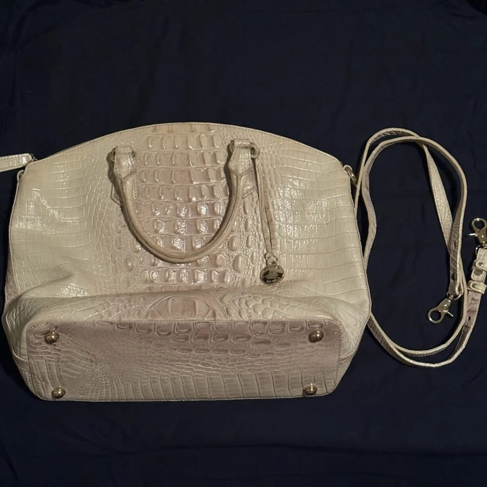 BRAHMIN SATCHEL - Picture 2 of 2